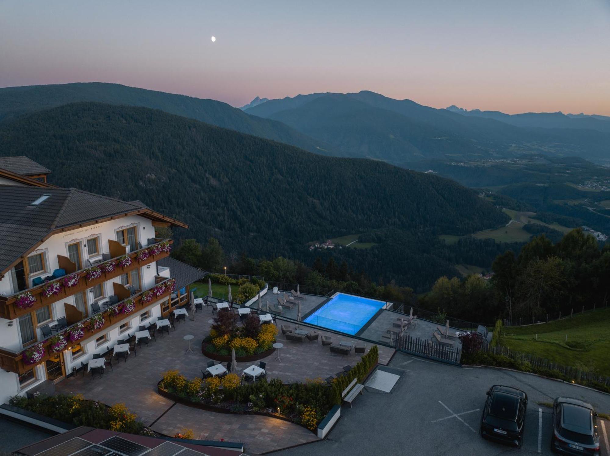 Panoramahotel Huberhof Maranza Dış mekan fotoğraf